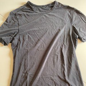 Lululemon men's matte black shirt
